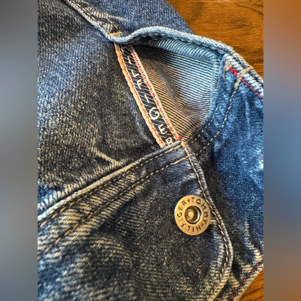 Y2K Tommy Hilfiger Classic Blue Denim Jacket - Picture 6 of 7